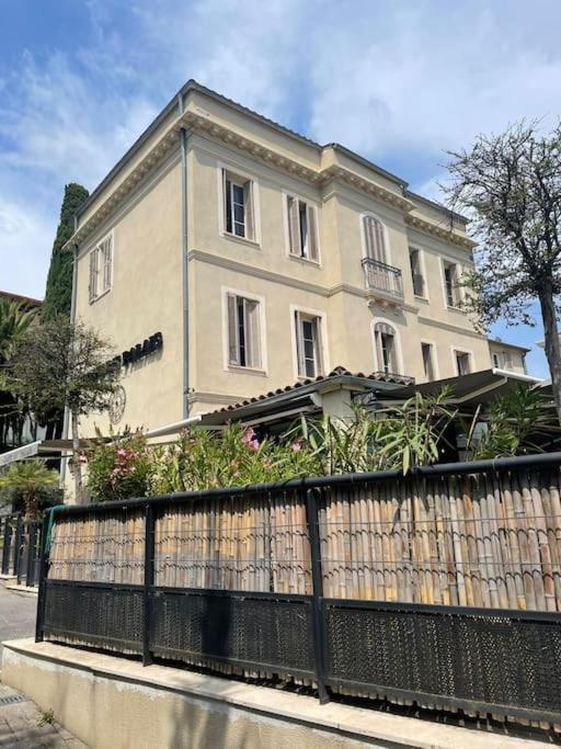 Ancien Hotel Particulier Loue Entier กราส ภายนอก รูปภาพ
